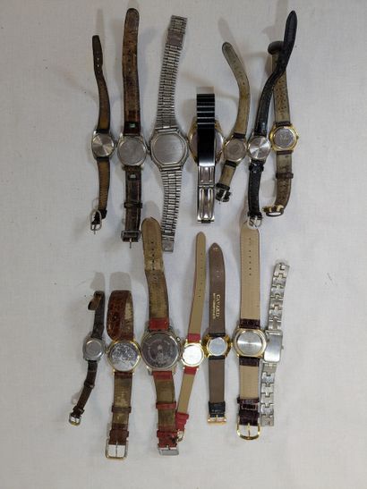 Lot de montres-bracelet en métal, verre et...