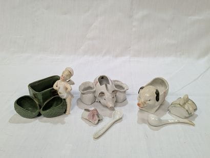 Ensemble de trois éléments en porcelaine...
