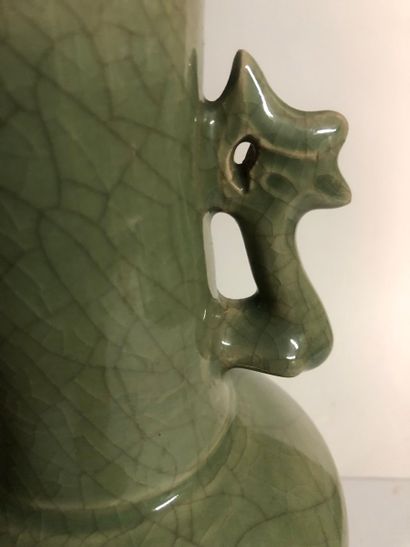 JAPAN Ceramic vase with a flared neck and...