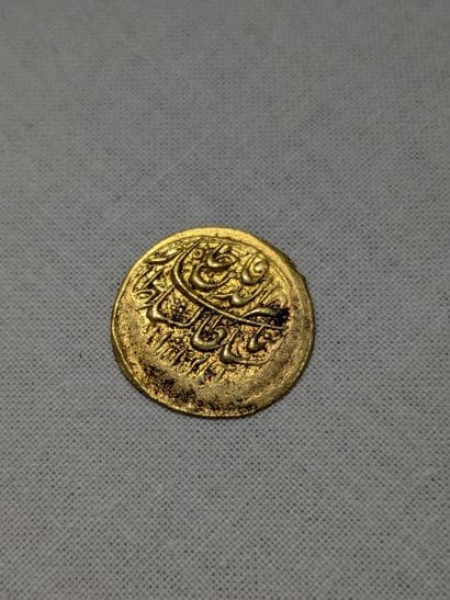 ORIENT Gold coin. Weight: 3.42 g (wear, pierced...