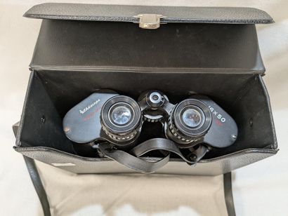 PATHESCOPE. Paire de jumelles en métal et...