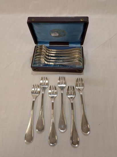 CHRISTOFLE, modèle Albi, douze fourchettes...