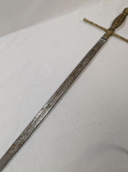 Epée décorative en métal, longueur 98 cm...