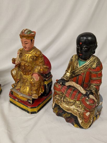 CHINA - Set of 4 polychrome wooden sculptures...