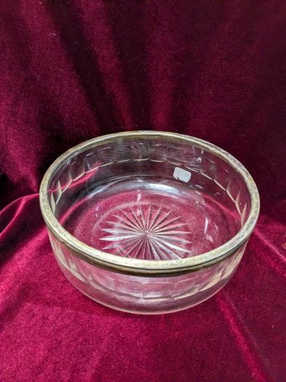 Coupe en cristal et monture en argent (Minerve)....