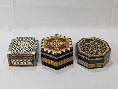 SYRIA Set of 3 inlaid wooden boxes. 7–8.5...