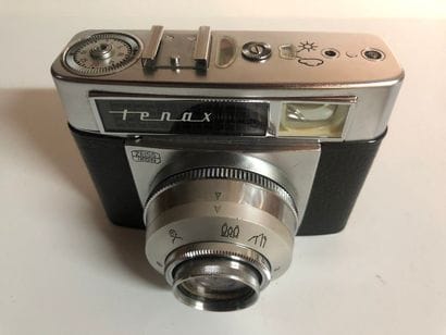 Film camera (1950s–1960s) TENAX automatic...