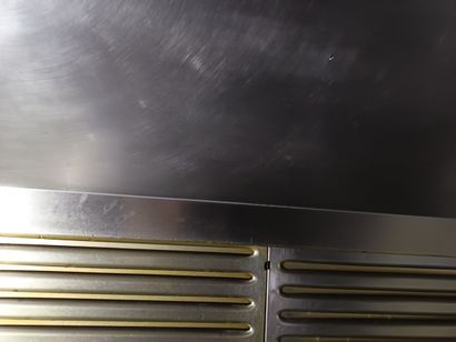 Hotte 4 grilles moteur exterieur