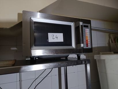 Micro ondes inox Metro professionnel