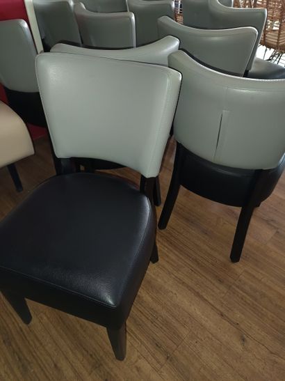 18 chaises simili cuir gris et noir