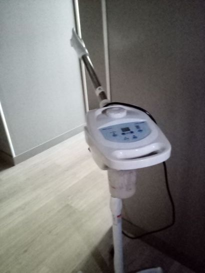 Vaporisateur à ozone pour le visage H110...