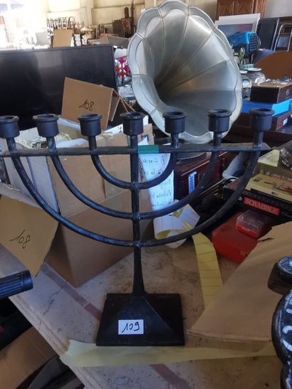 un menorah 