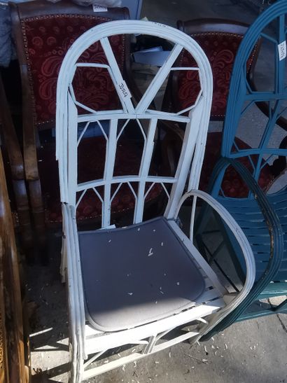 2 chaises en bois laqué circa 1930
