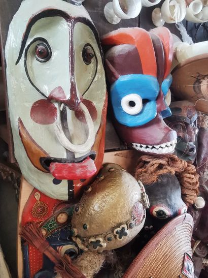 Lot de masques asiatiques orientaux déco...