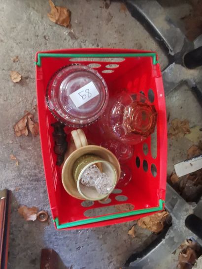 lot de diverses parties de service de verres...