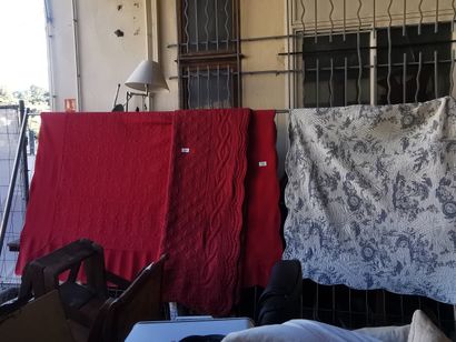 lot de 3 boutis et 6 taies d'oreiller au...