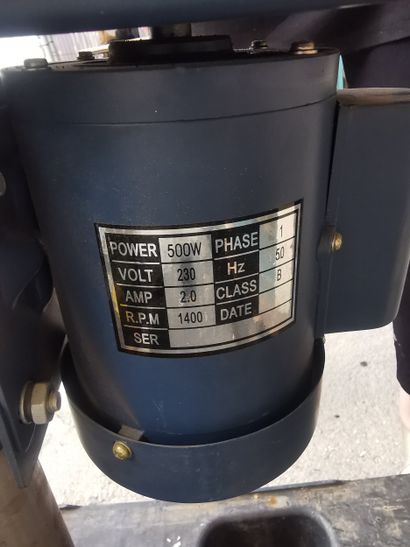 1 Perceuse à colonne Elem technic