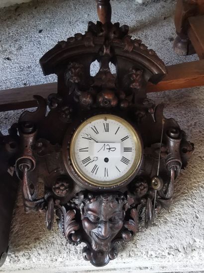 Lot comprenant : 1 selette, 1 table de ferme,...