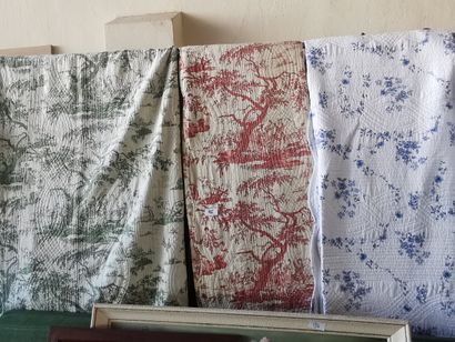 lot de 3 boutis et 6 taies d'oreiller au...