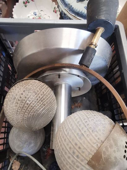 lot de trois luminaires modernes année 5...