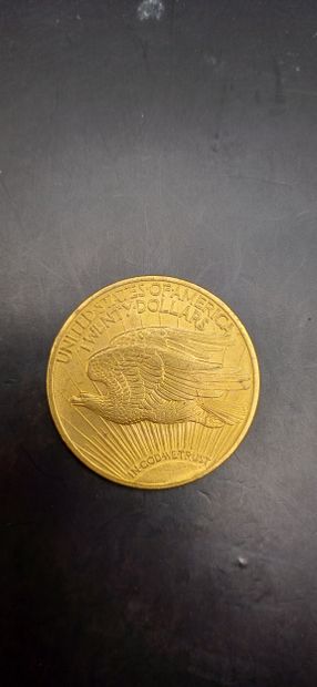 Pièce or de 20 Dollars, année 1915
Poids...