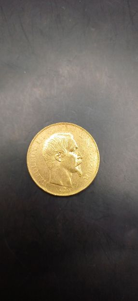 Pièce de 50 Francs or, année 1855
Poids 16,12g
LES...