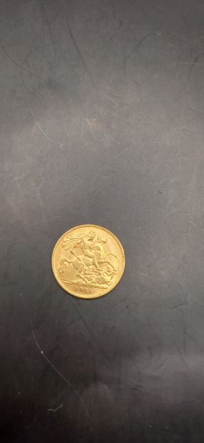 Half sovereign gold coin, year 1911
weight...