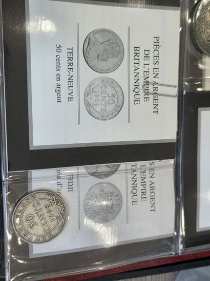 Collection binder 
SILVER CROWNS OF THE BRITISH...