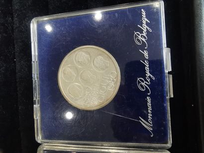 Lot of three Belgian 500 franc coins in cupronickel...