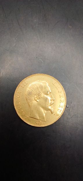 Pièce de 50 Francs or, année 1859
Poids 16,12g
LES...