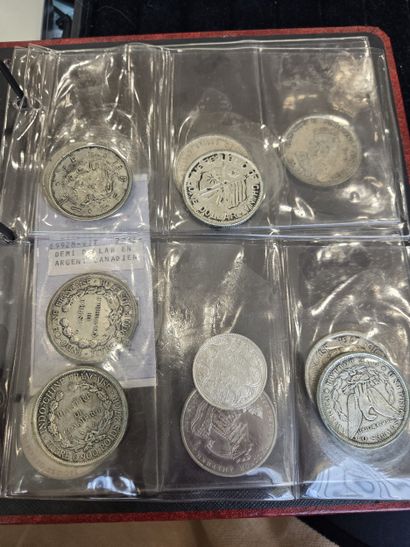 Collection binder 
SILVER CROWNS OF THE BRITISH...