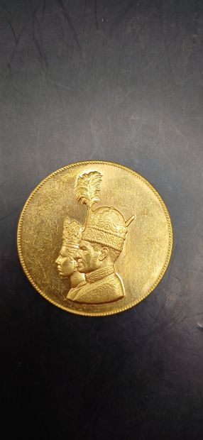 Iran
Médaille du couronnement de Mohammad...