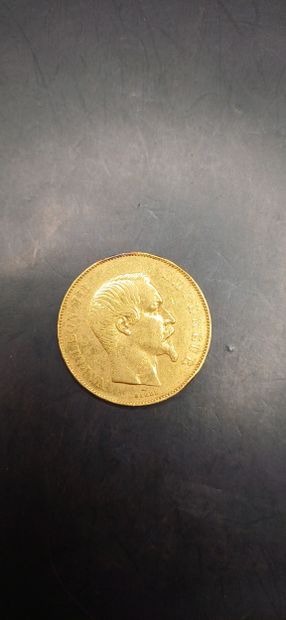 Pièce de 50 Francs or, année 1855
Poids 16,08g
LES...