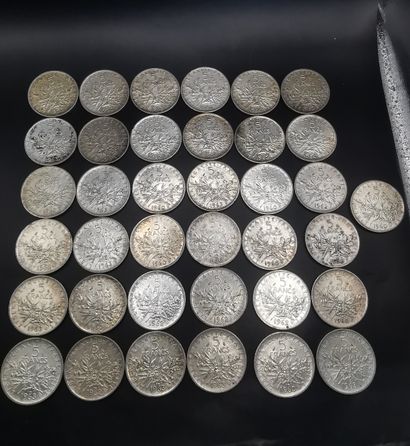 Set of 37 silver 5 franc coins 835/1000
Total...