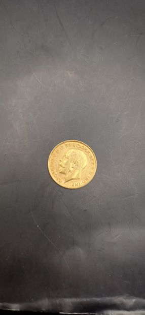 Half sovereign gold coin, year 1911
weight...