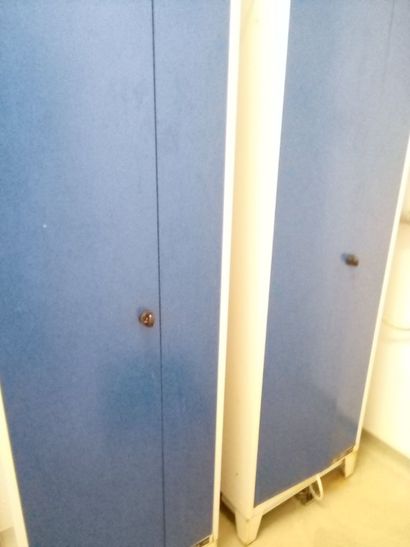 Trois vestiaires chauffants