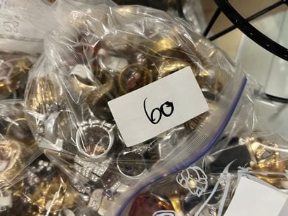 Fort lot de bijoux fantaisie (environ 1000...