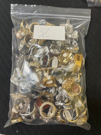 Fort lot de bijoux fantaisie (environ 1000...