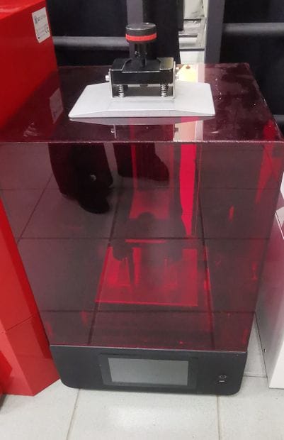 Une imprimante 3 D sans marque apparente