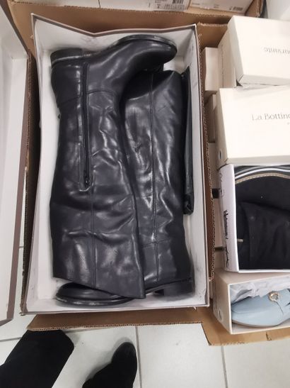 Très fort lot de chaussures