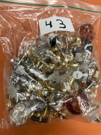 Fort lot de bijoux fantaisie (environ 1000...