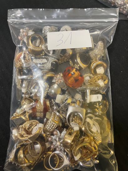 Fort lot de bijoux fantaisie (environ 1000...