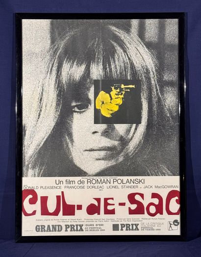 Cul-de-Sac (1966).
Framed French movie poster.
Sight...