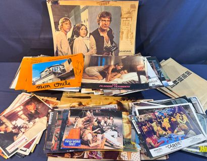 Lot comprising several dozen cinema exhibition...