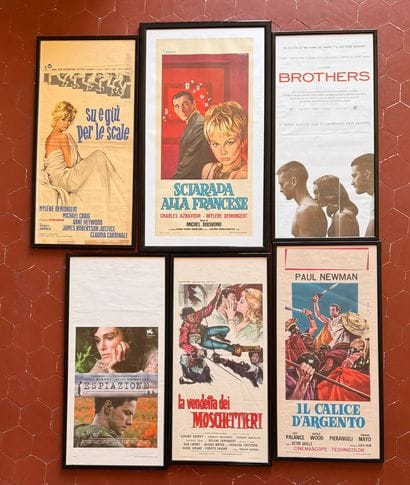 Lot of 12 framed Italian movie posters.
Average...