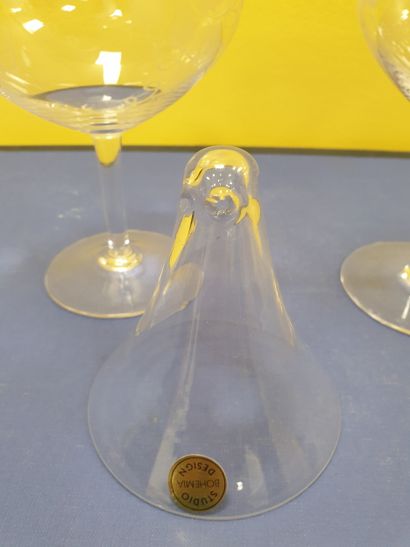 2 screen-printed glasses
1 decanter glass...