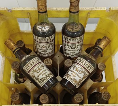 Batch of 17 Btls 
Cognac Hennessy 
