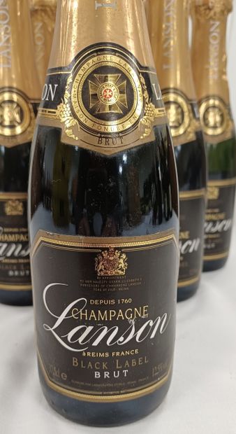 8 bottles Champagne Henri de Verlaine 