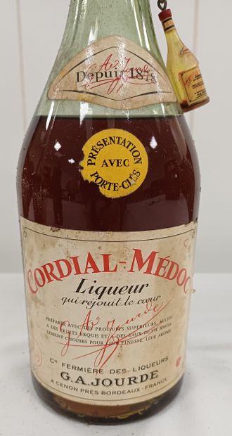1 bottle
37.5 cl
	Liqueur
	Floc de Gascogne
Pierre...