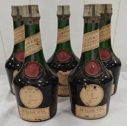 Batch of 5 Btls
	Liqueur Bénédictine 43°...